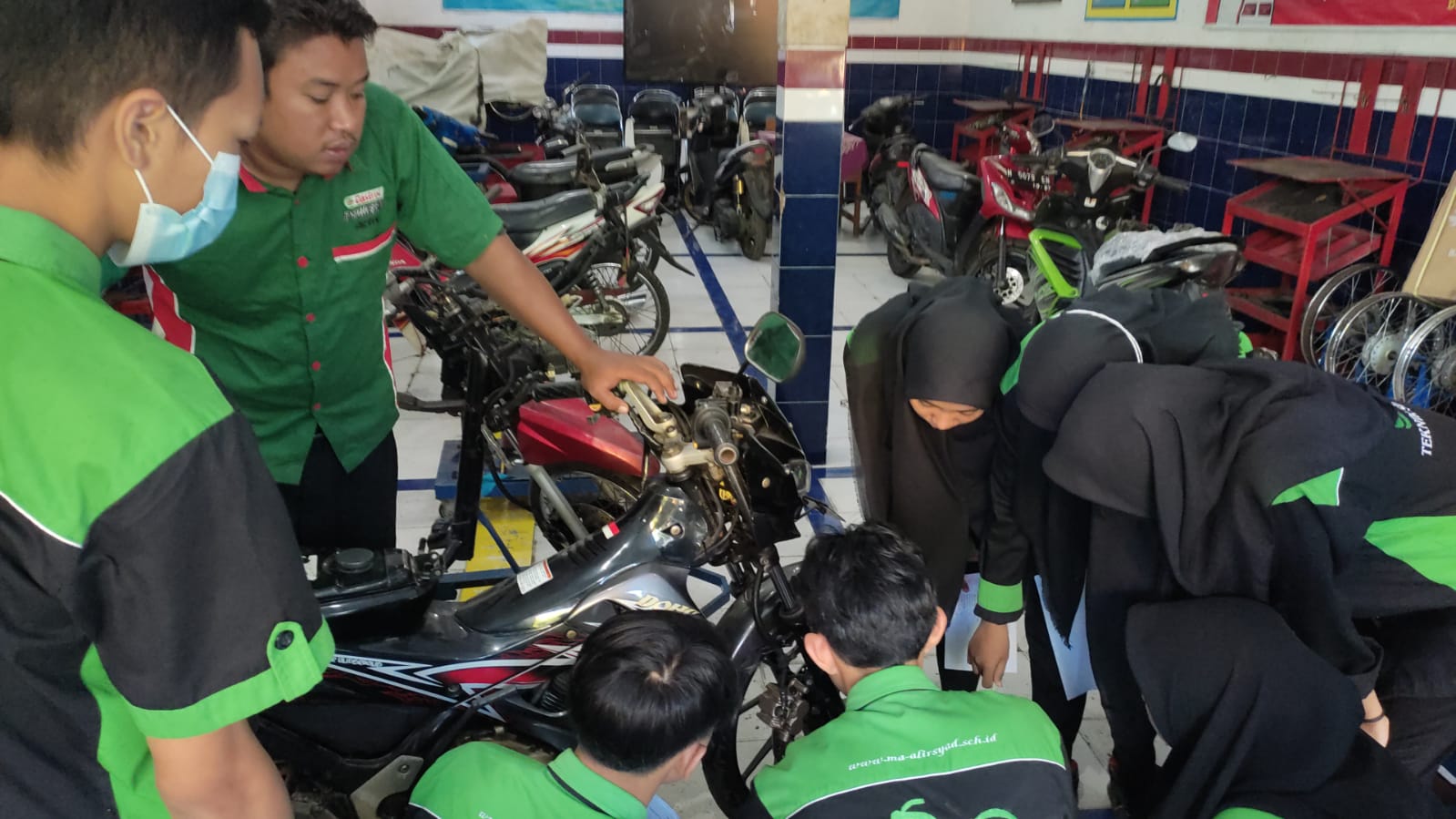 https://www.dimymotor.com/files/file/data-web-1/data-user-1/350abfba9941ee611d011657ed46e112/819756b55c6aaf0ef66bc7baae3f70b3/69f741675dfb2de40422d32b55611254/c5ae9e68d2a8ae3b70cfdee379d72503.jpeg